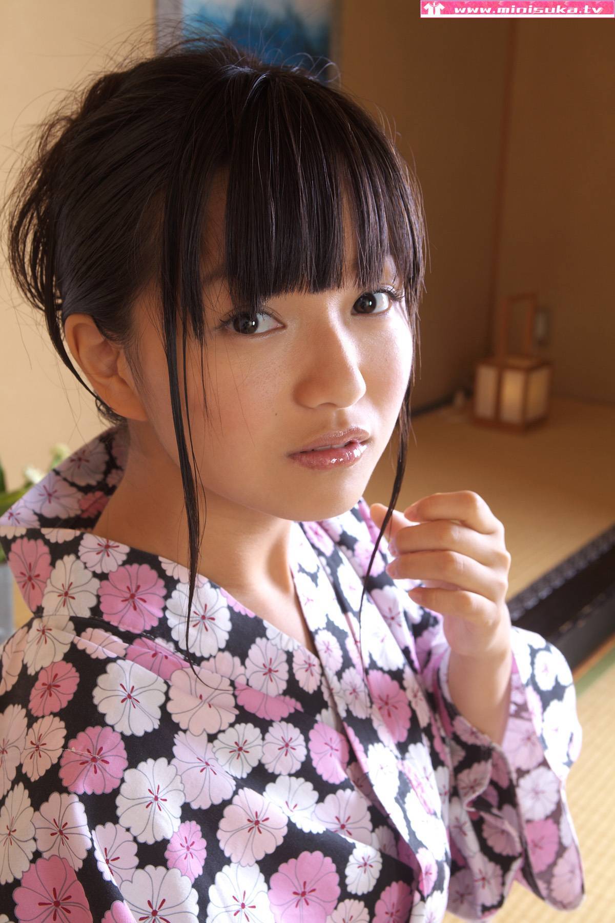 山中真由美 现役女子高生 [Minisuka.tv] Mayumi Yamanaka 2011.05